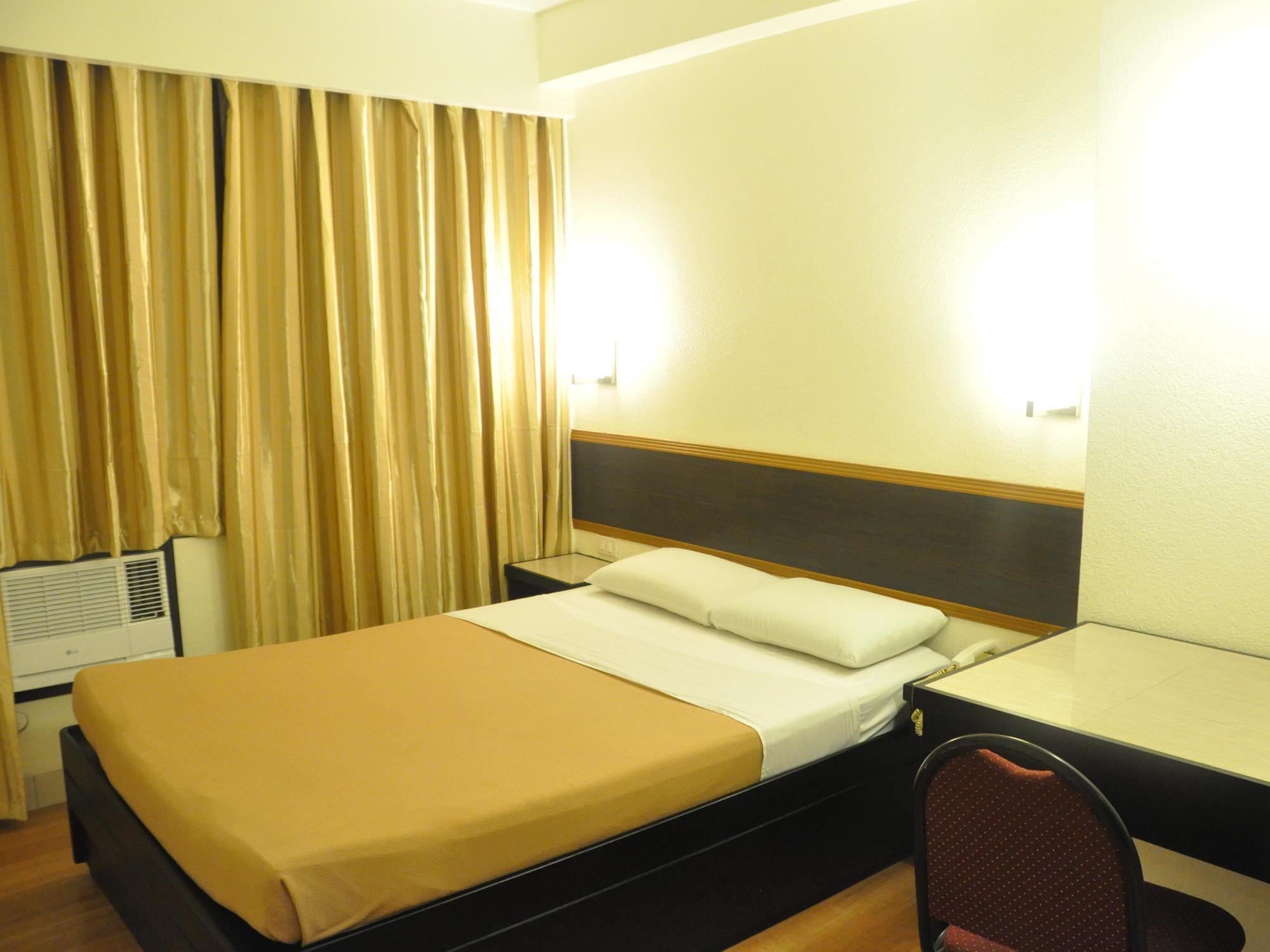 Iloilo Midtown Hotel Dış mekan fotoğraf