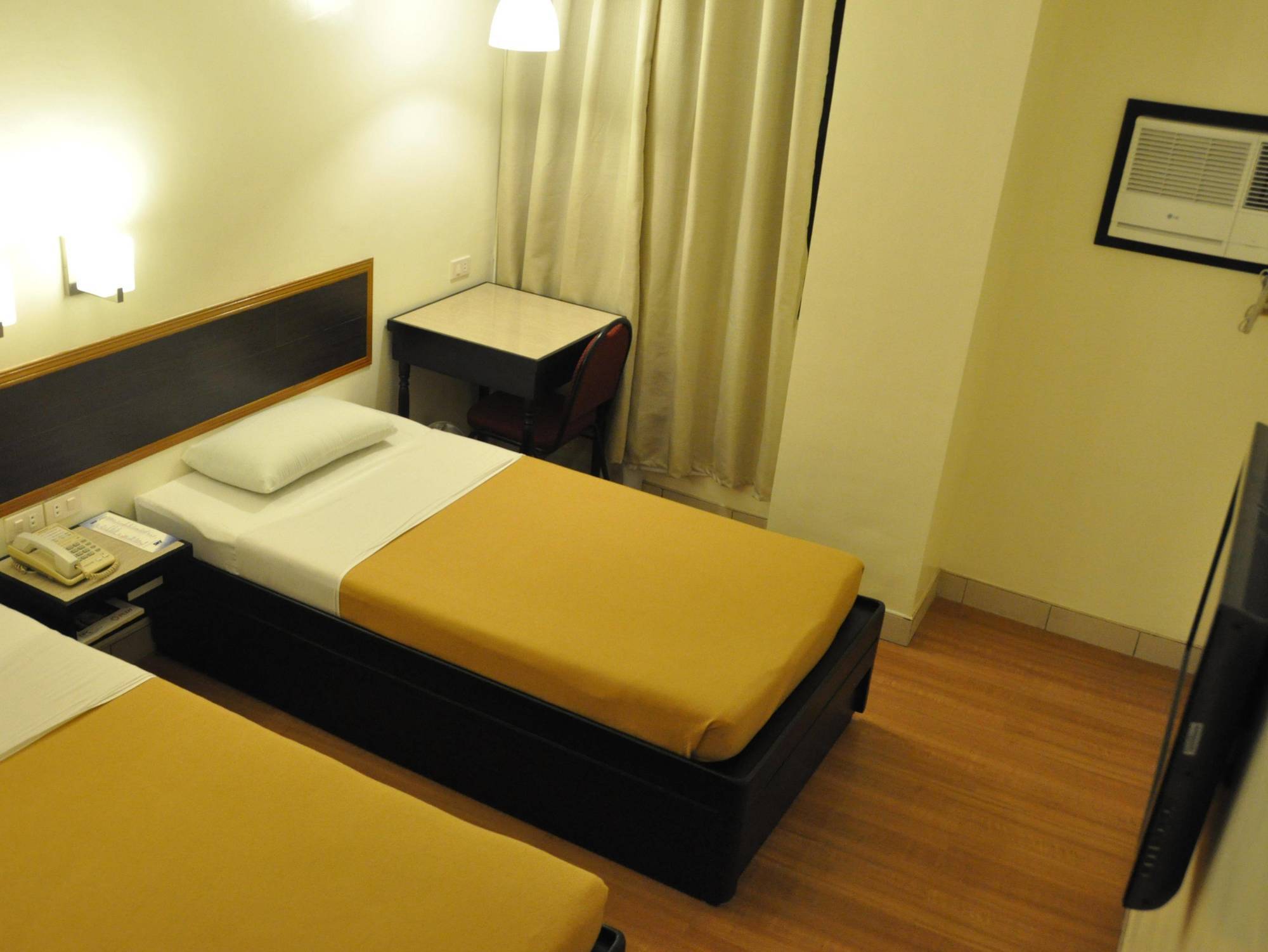 Iloilo Midtown Hotel Dış mekan fotoğraf